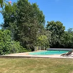 Casa vacanze Belle Maison Ancienne En Perigord Avec Piscine Rouffignac Saint-Cernin