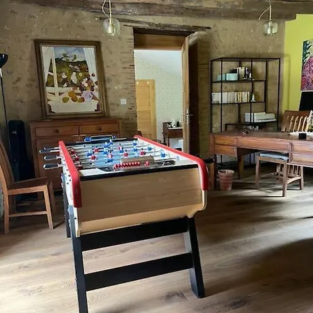 Holiday home Belle Maison Ancienne En Perigord Avec Piscine Rouffignac Saint-Cernin