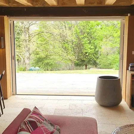 Holiday home Belle Maison Ancienne En Perigord Avec Piscine Rouffignac Saint-Cernin